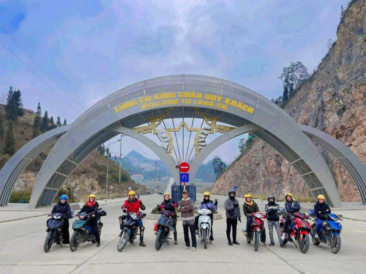 HA GIANG Safari Hostel&Group tours Extérieur photo