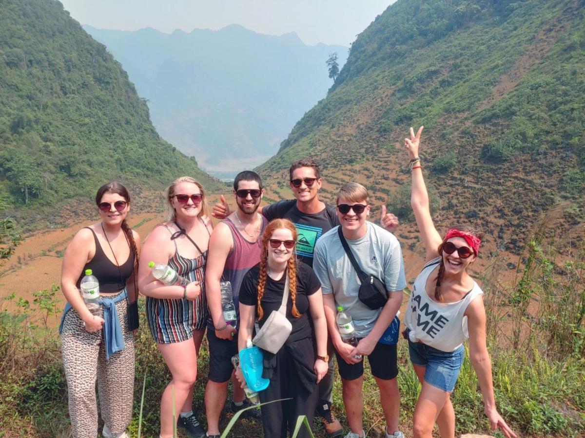 HA GIANG Safari Hostel&Group tours Extérieur photo