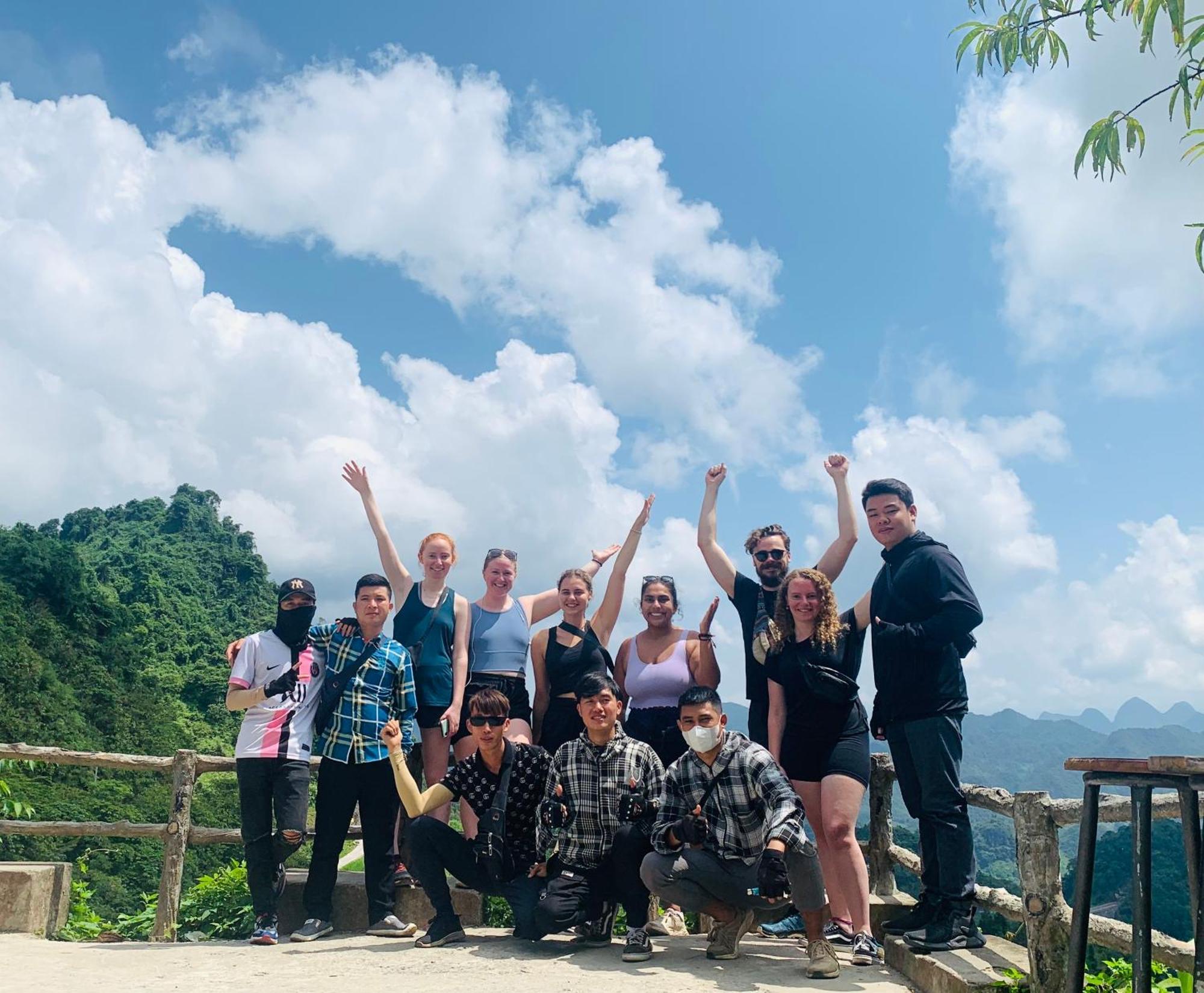 HA GIANG Safari Hostel&Group tours Extérieur photo