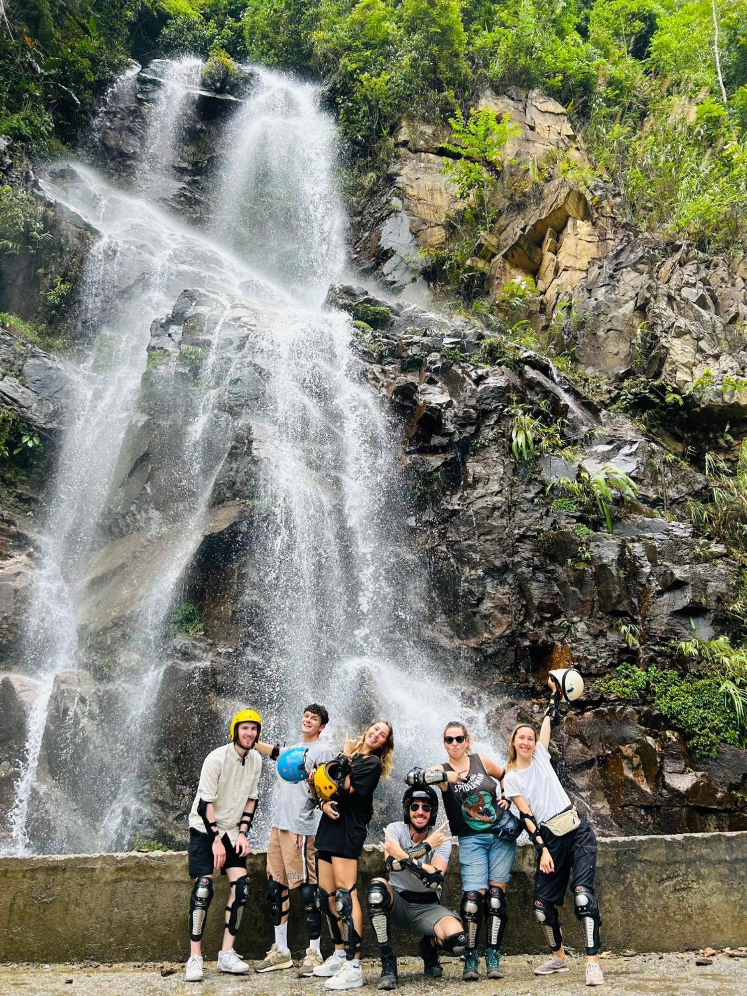 HA GIANG Safari Hostel&Group tours Extérieur photo