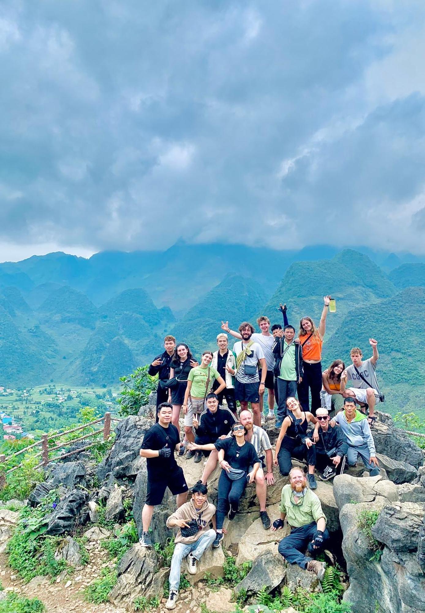 HA GIANG Safari Hostel&Group tours Extérieur photo